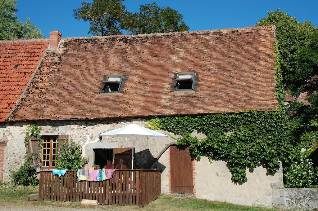 Le Mas D'En Haut Lussat Szoba fotó